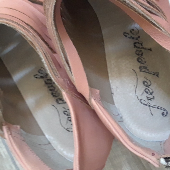 SALE!!!FREE PEOPLE..LOST VALLEY BOOTIES.. - Picture 3 of 8